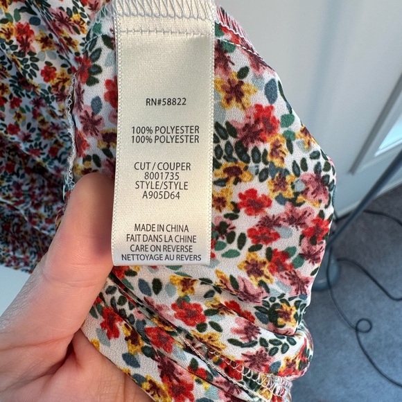 Max Studio size Medium stretchy waist Floral Maxi Sundress in like new condition - Picture 6 of 7